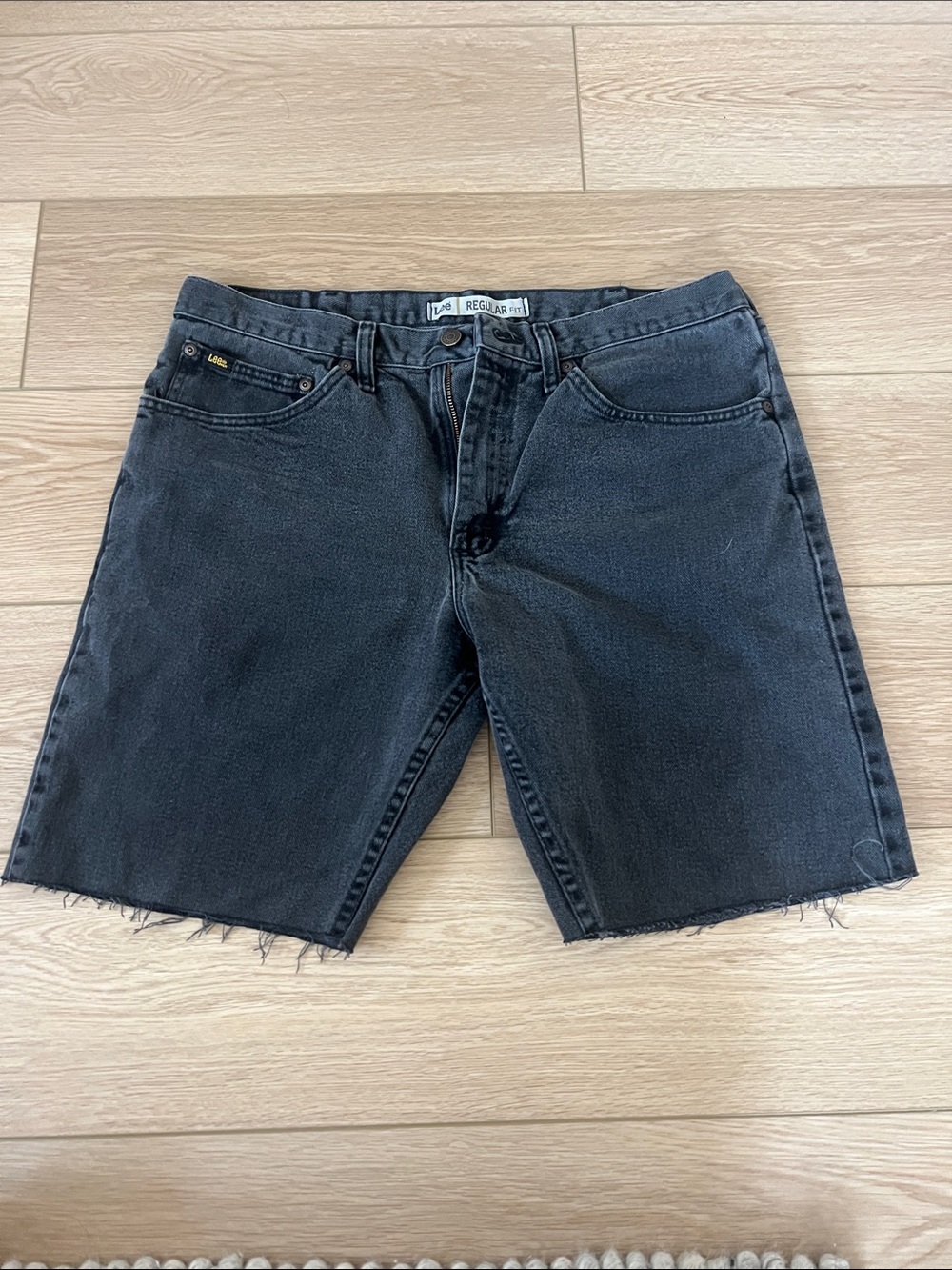 Lee Men’s Charcoal Black Cutoff Denim Shorts